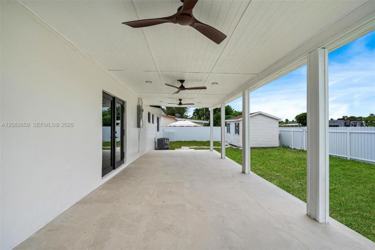 1700 SW 71st Ct , Miami, FL 33155 Photo