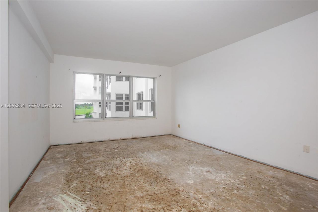 9100 W Bay Harbor Dr, Unit 5B, Bay Harbor Islands, FL 33154 Photo