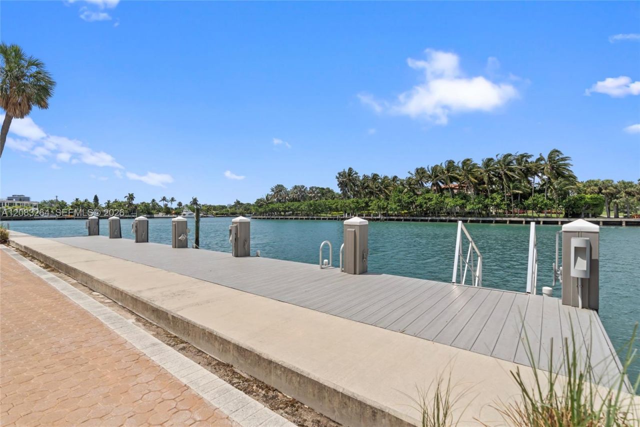9100 W Bay Harbor Dr, Unit 5B, Bay Harbor Islands, FL 33154 Photo