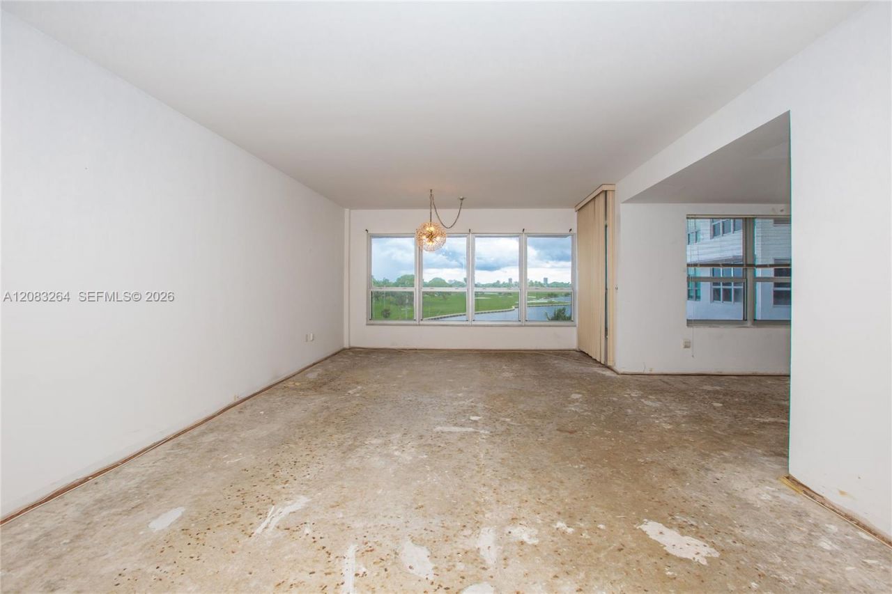 9100 W Bay Harbor Dr, Unit 5B, Bay Harbor Islands, FL 33154 Photo