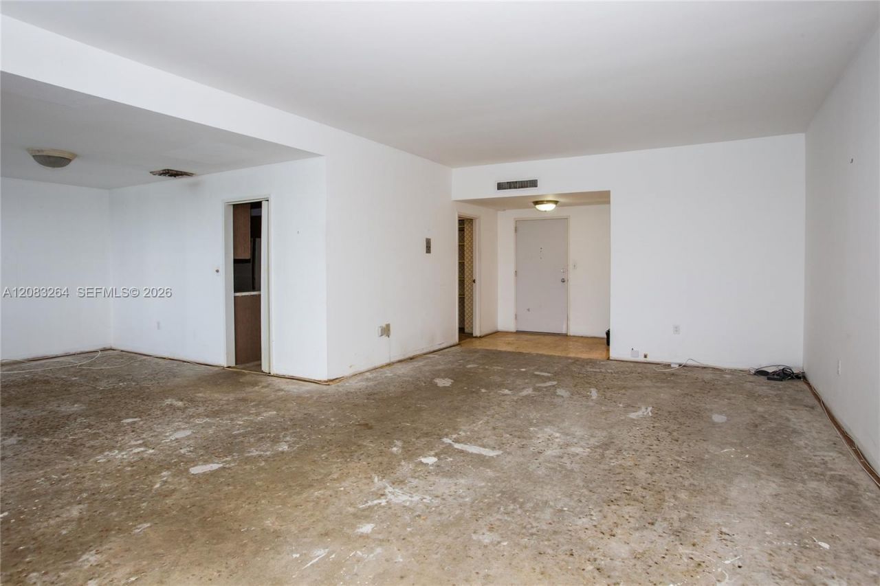 9100 W Bay Harbor Dr, Unit 5B, Bay Harbor Islands, FL 33154 Photo