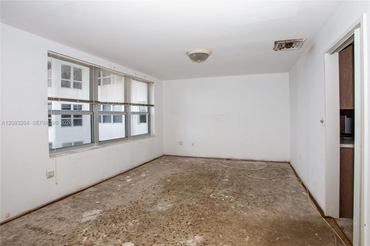 9100 W Bay Harbor Dr, Unit 5B, Bay Harbor Islands, FL 33154 Photo