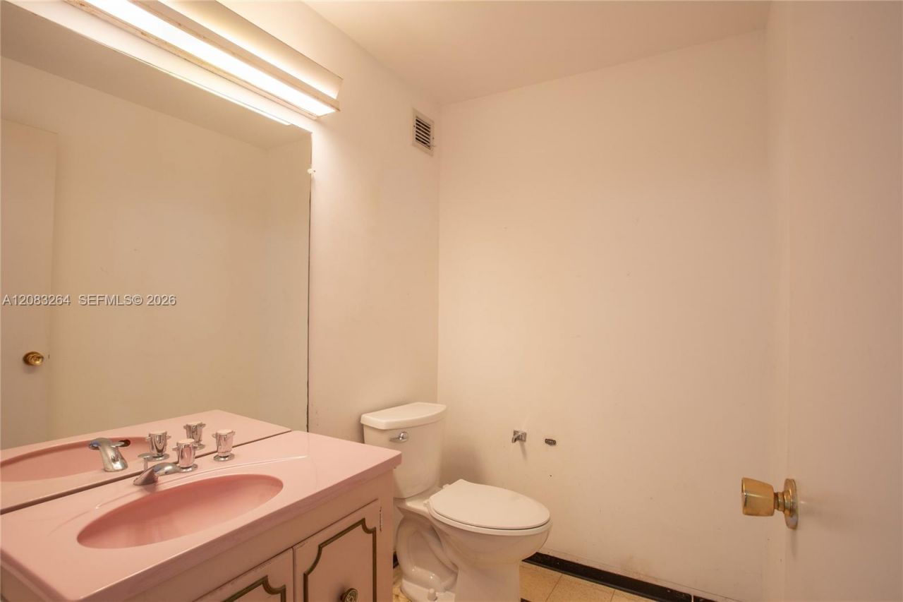 9100 W Bay Harbor Dr, Unit 5B, Bay Harbor Islands, FL 33154 Photo