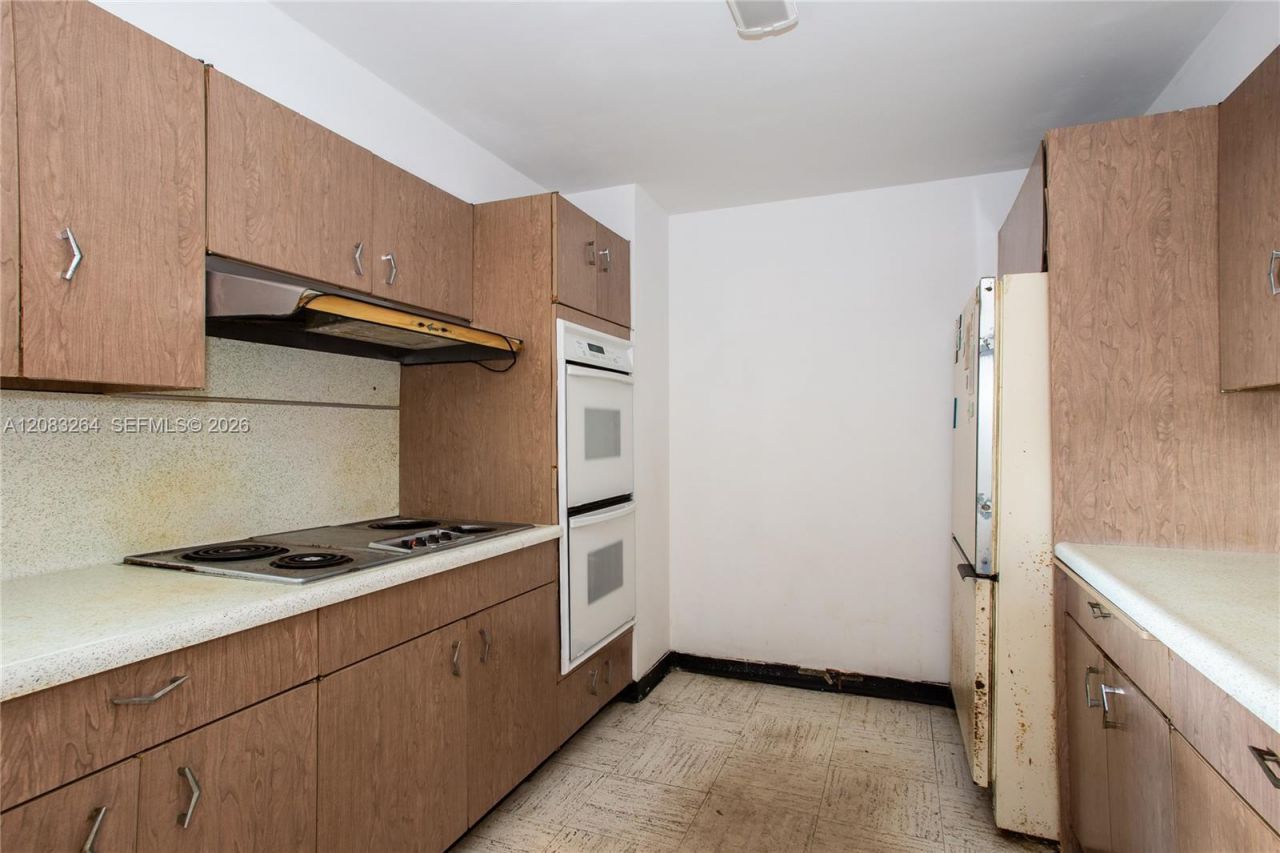 9100 W Bay Harbor Dr, Unit 5B, Bay Harbor Islands, FL 33154 Photo