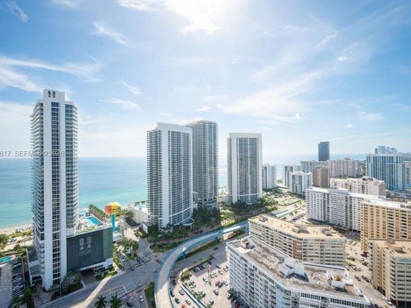 4010 S Ocean Dr, Unit R3007, Hollywood, FL 33019