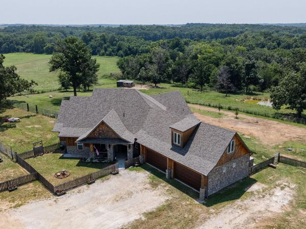 1059 NE 100th Road , Sheldon, MO 64784