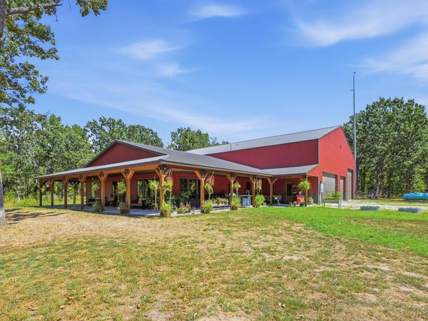8309 Nighthawk Road, Neosho, MO 64850