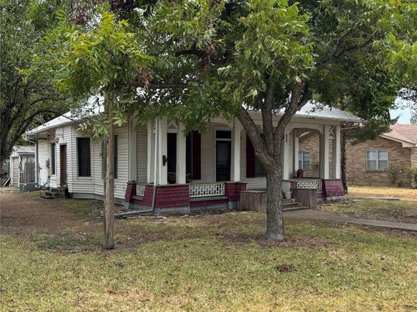 201 S Rio Grande ST , Granger, TX 76530