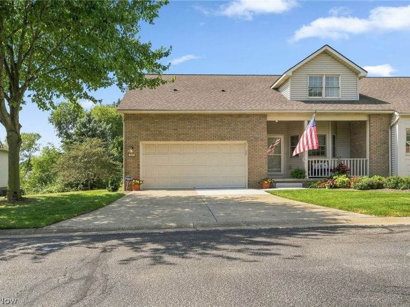 2601 Charing Cross Road NW, Canton, OH 44708 Photo 2