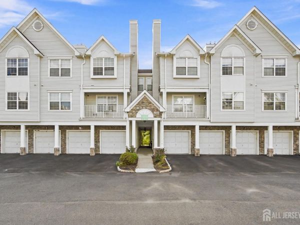 63 Prestwick Way , Edison, NJ 08820
