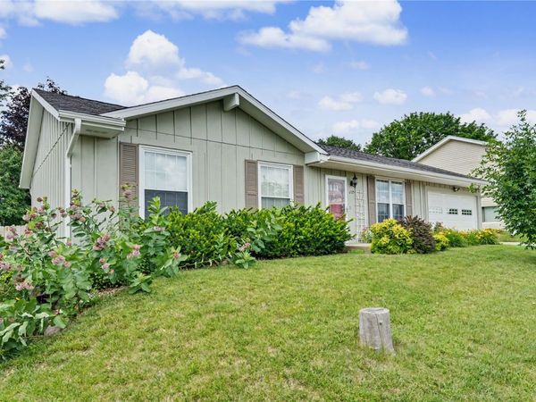 6525 Council St NE , Cedar Rapids, IA 52402
