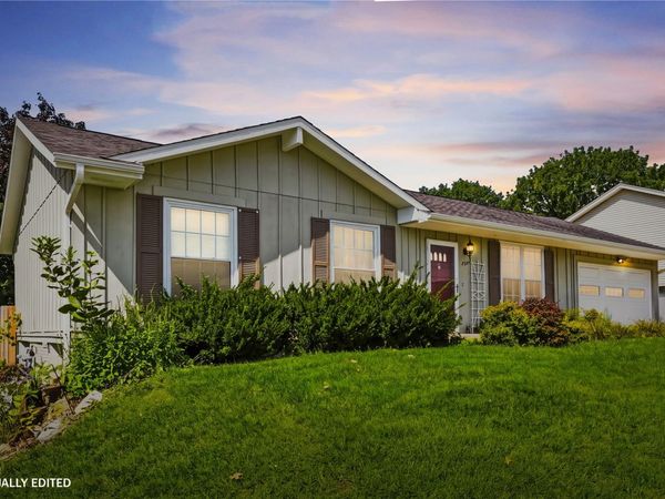 6525 Council St NE, Cedar Rapids, IA 52402