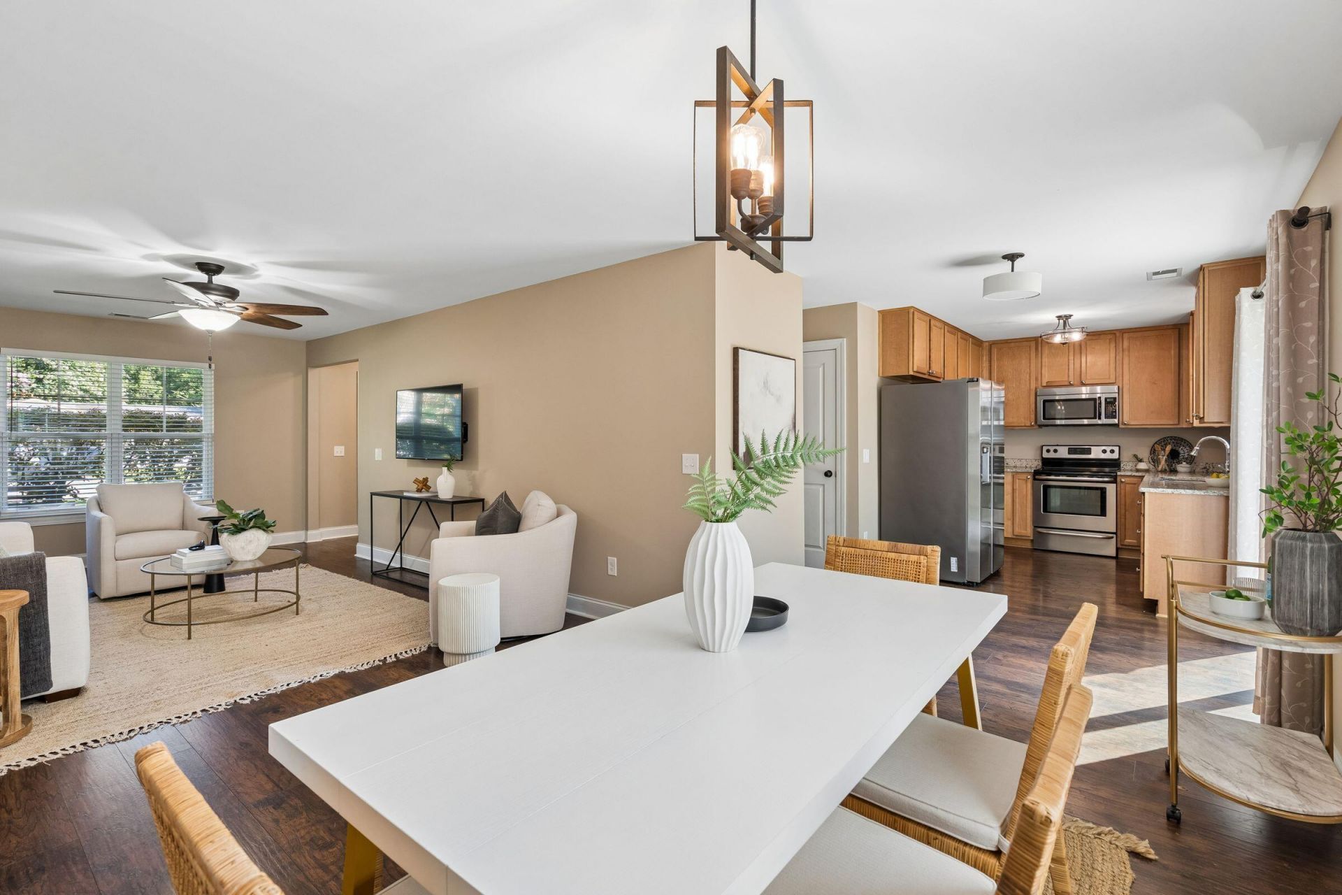 3367 Dunwick Drive Photo 8