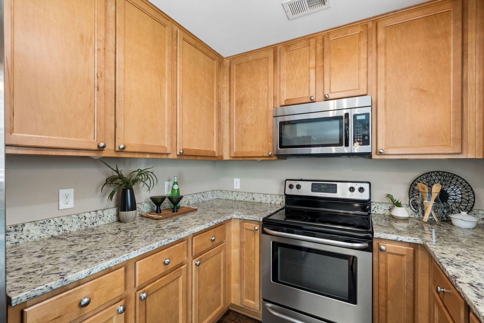 3367 Dunwick Drive Photo 9