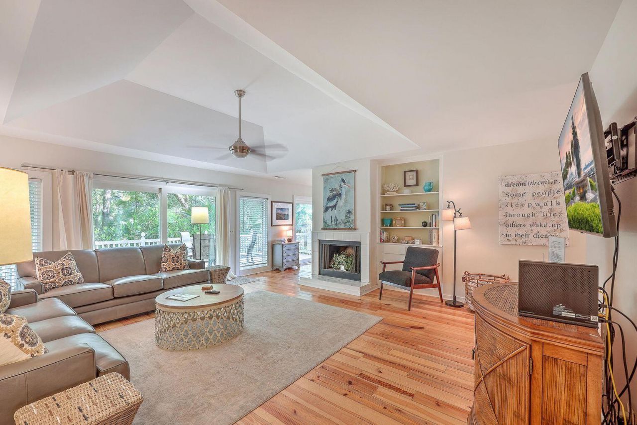 52 Eugenia Avenue Photo 10