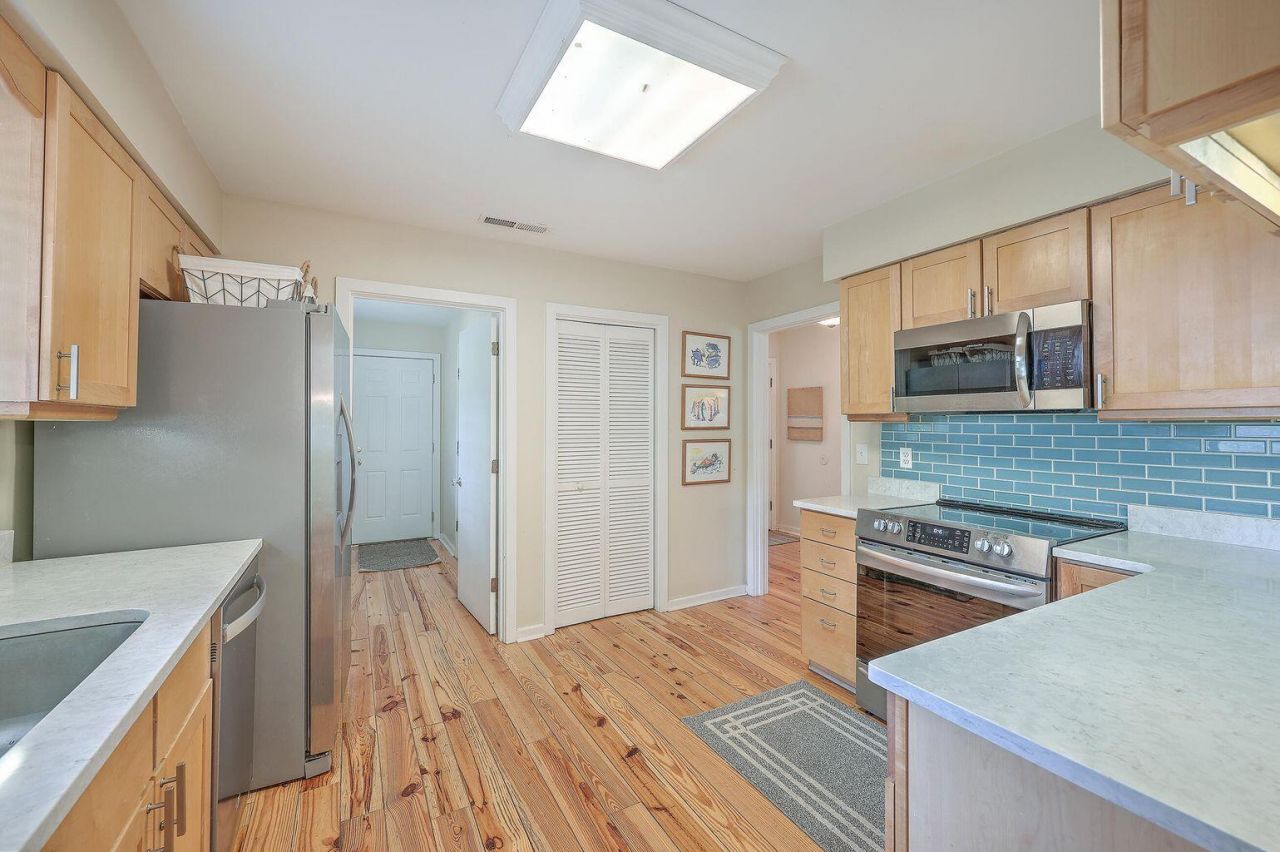 52 Eugenia Avenue Photo 15