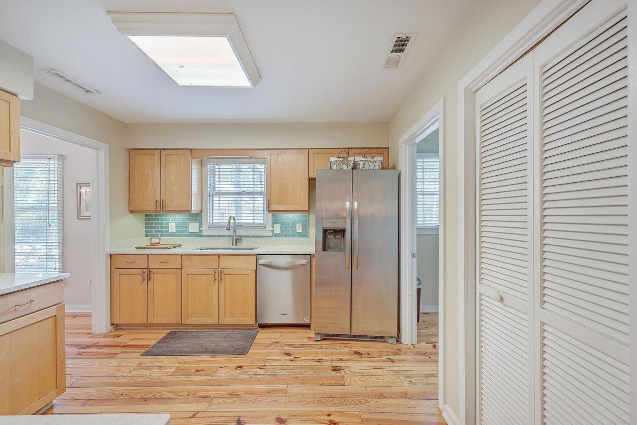 52 Eugenia Avenue Photo 16