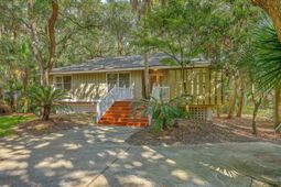 52 Eugenia Avenue photo 4