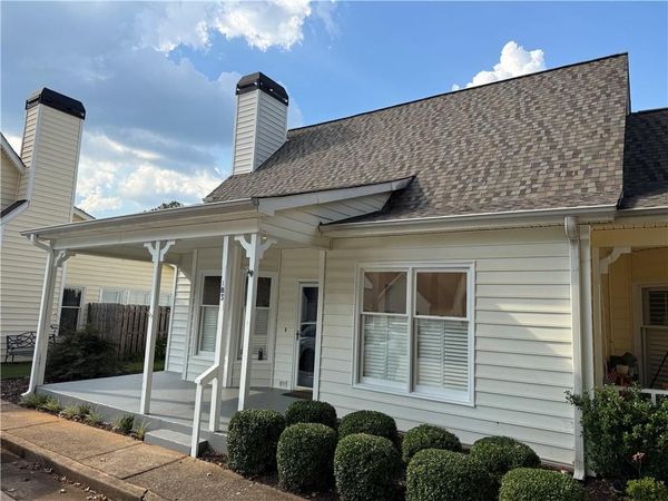 183 Victoria Way , Roswell, GA 30075