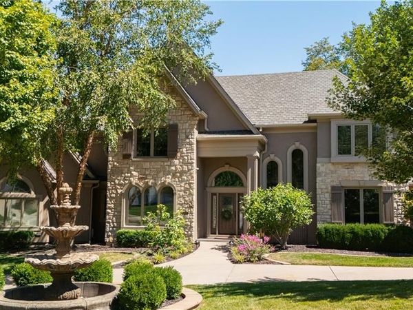 6001 N Cosby Avenue, Kansas City, MO 64151
