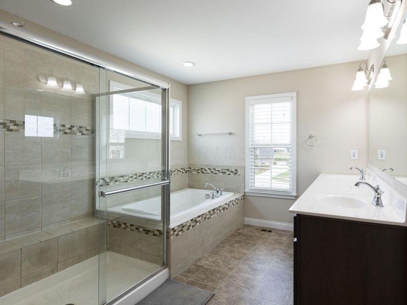 5829 Glendavon Court, Dublin, OH 43016 Photo 38