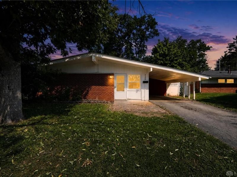 5229 Bayside Drive, Riverside, OH 45431 Photo 1