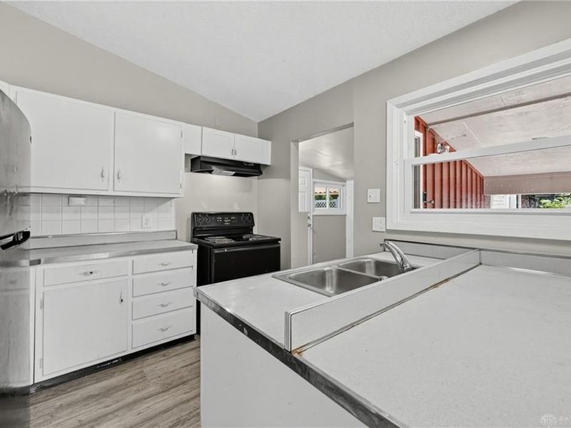 5229 Bayside Drive, Riverside, OH 45431 Photo 32