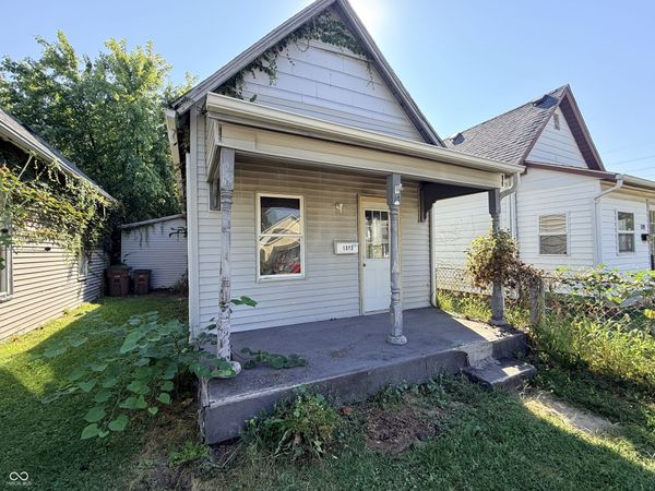 1323 Union Street , Columbus, IN 47201