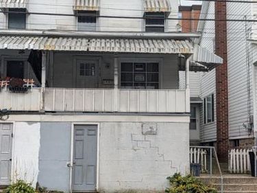 418 E PATTERSON, LANSFORD, PA 18232