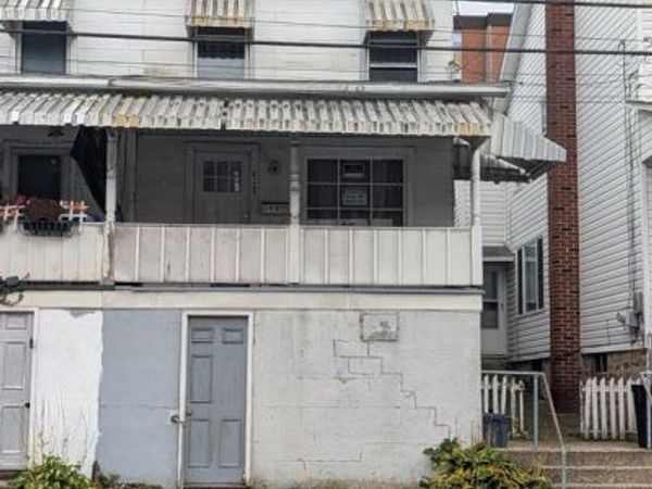 418 E PATTERSON, LANSFORD, PA 18232