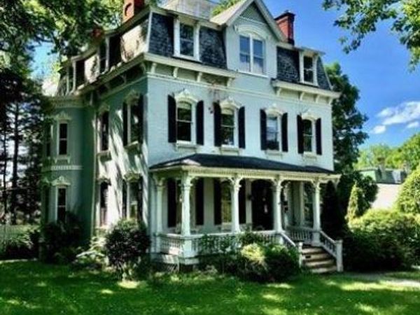 8 Garfield Place , Poughkeepsie, NY 12601