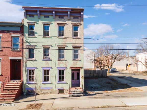 73 Clinton Street, Albany, NY 12202