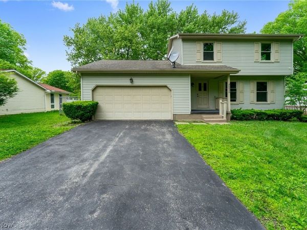 6820 Lockwood Boulevard , Boardman, OH 44512