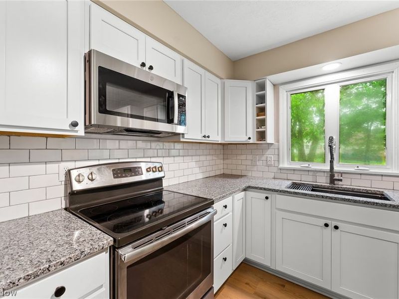 6820 Lockwood Boulevard , Boardman, OH 44512 Photo 2
