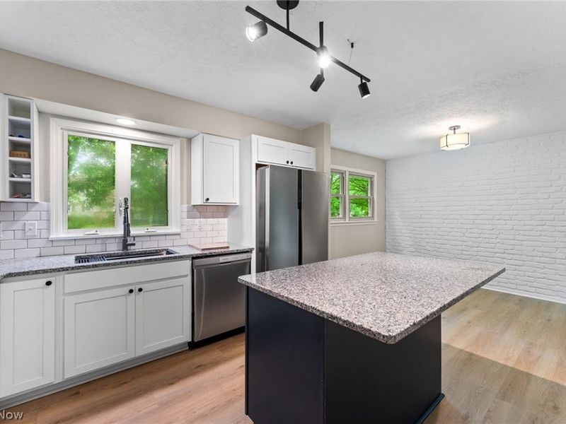 6820 Lockwood Boulevard , Boardman, OH 44512 Photo 3