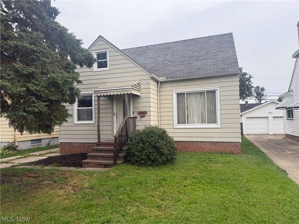 6206 Snow Road , Parma, OH 44129