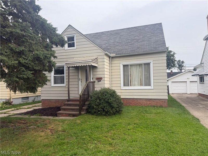 6206 Snow Road, Parma, OH 44129 Photo 1