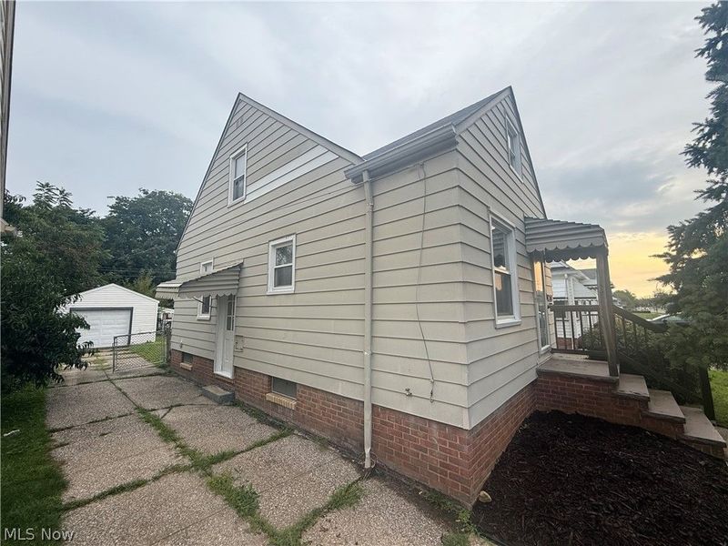 6206 Snow Road, Parma, OH 44129 Photo 4