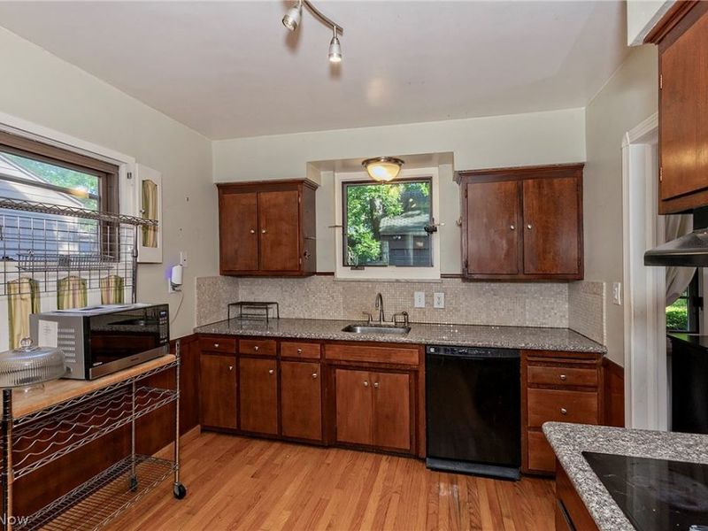 3781 Westwood Road, University Heights, OH 44118 Photo 7
