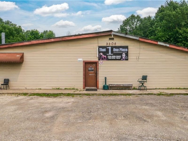 3306 Salem Warren Road, Warren, OH 44481 Photo 1
