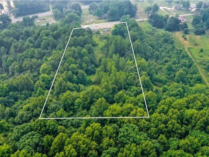 3306 Salem Warren Road, Warren, OH 44481 Photo 10