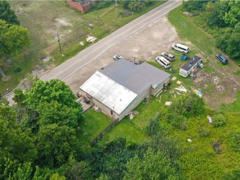 3306 Salem Warren Road, Warren, OH 44481 Photo 15