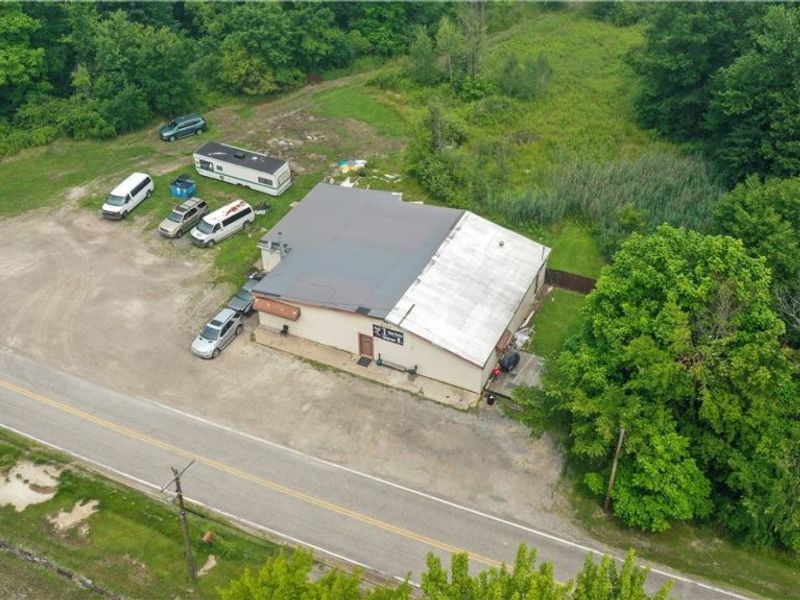3306 Salem Warren Road, Warren, OH 44481 Photo 16