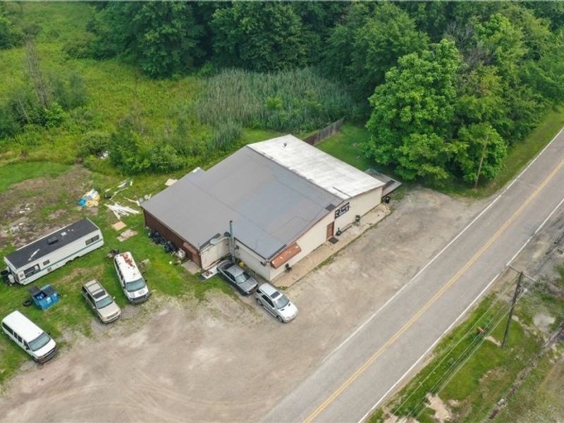 3306 Salem Warren Road, Warren, OH 44481 Photo 17