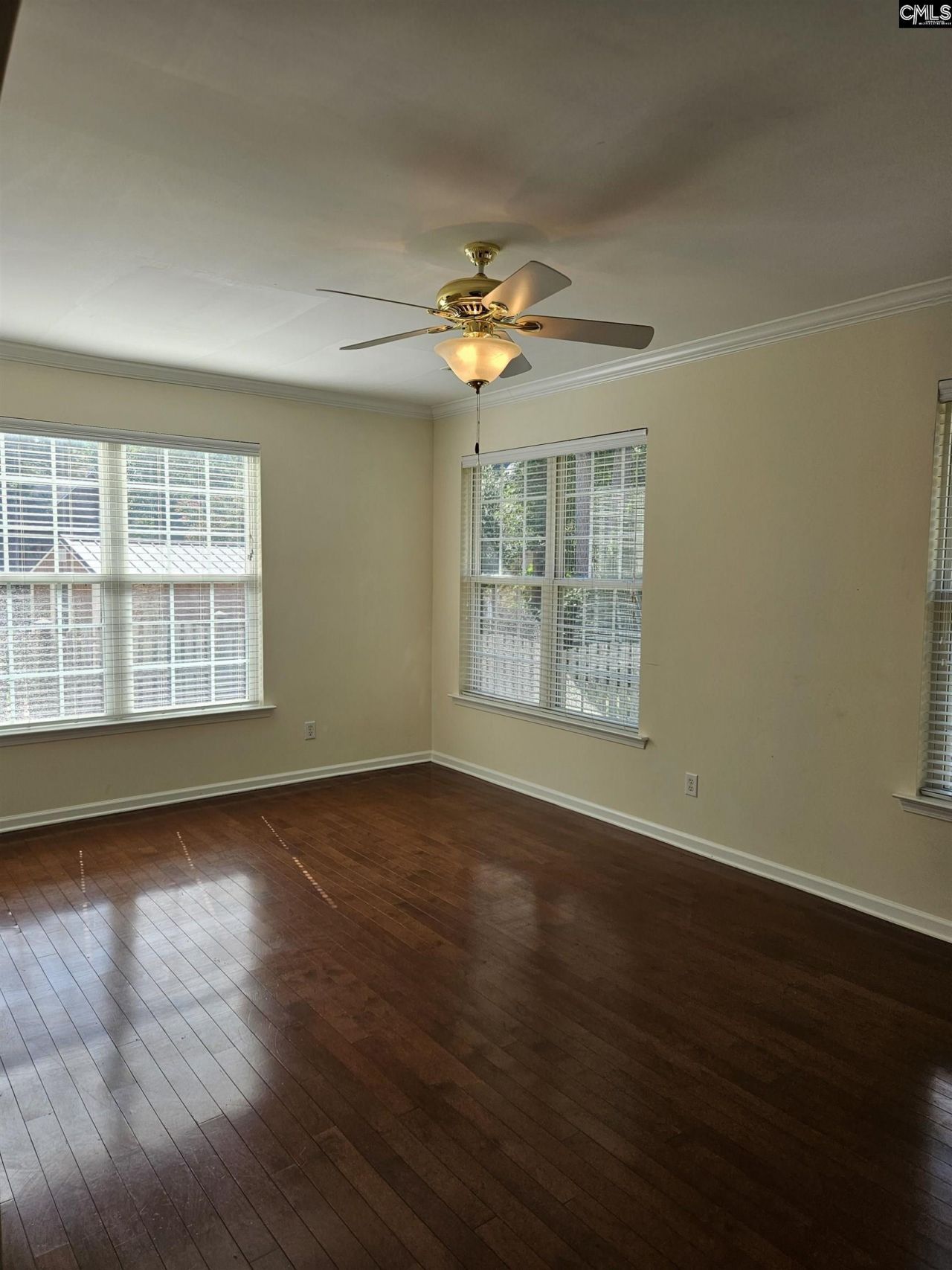 552 Abbeyhill Drive  Photo 15