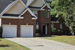 552 Abbeyhill Drive photo 4