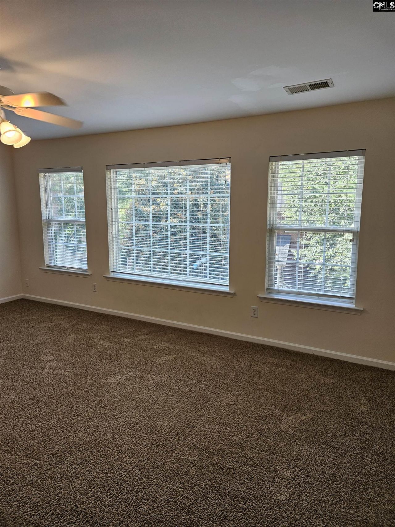 552 Abbeyhill Drive  Photo 28
