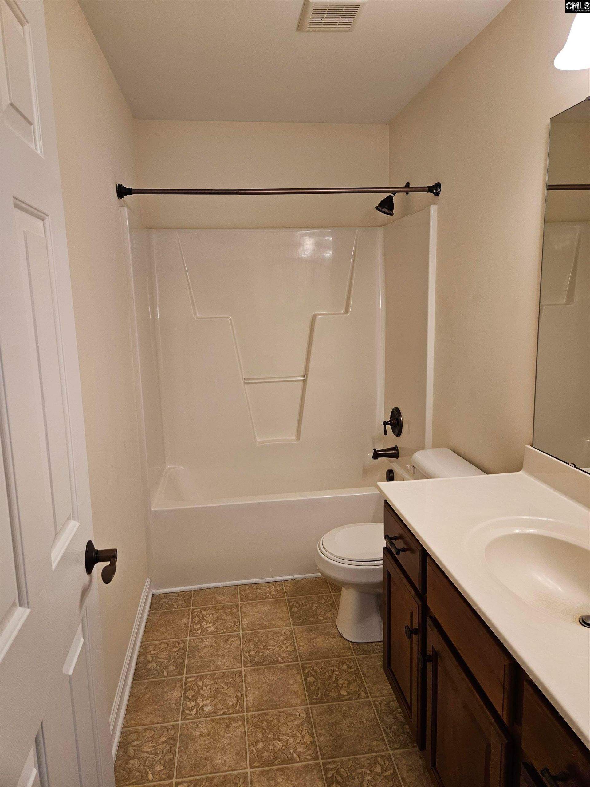 552 Abbeyhill Drive  Photo 37