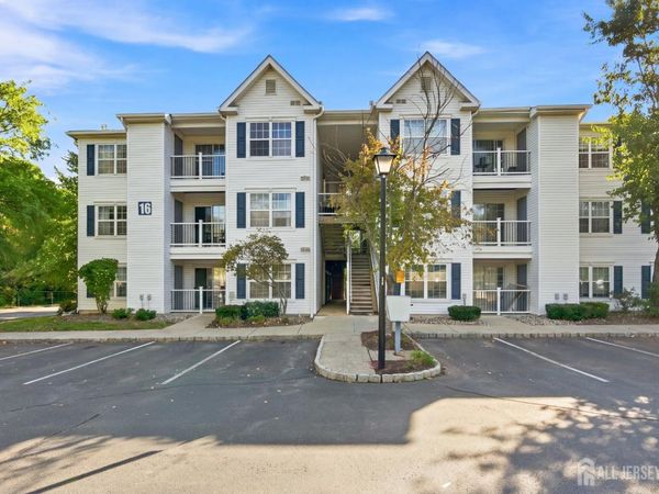1634 Waterford Drive, Edison, NJ 08817