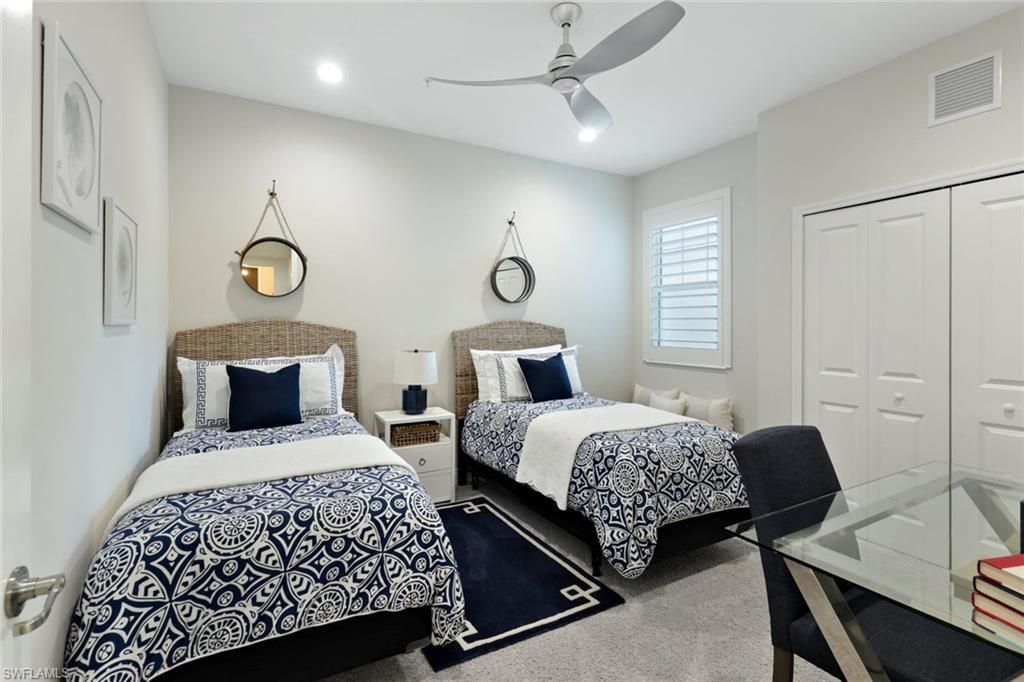 2542 Seychelles Dr, Unit 702, Naples, FL 34112 Photo